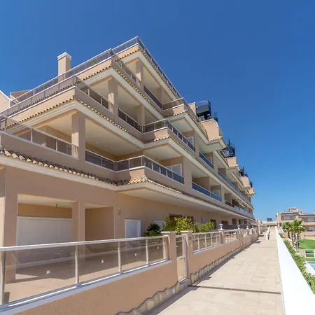 Modern Holiday With Spacious Terrace
