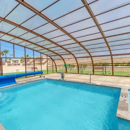 Modern Holiday With Spacious Terrace * Τορεβιέχα